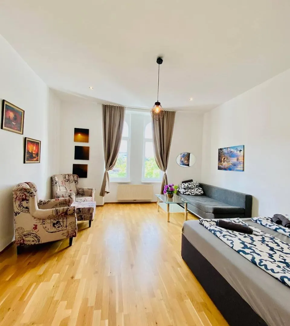 Cozy Rooms In Brigittenau Area Mm23 Vienna Homestay