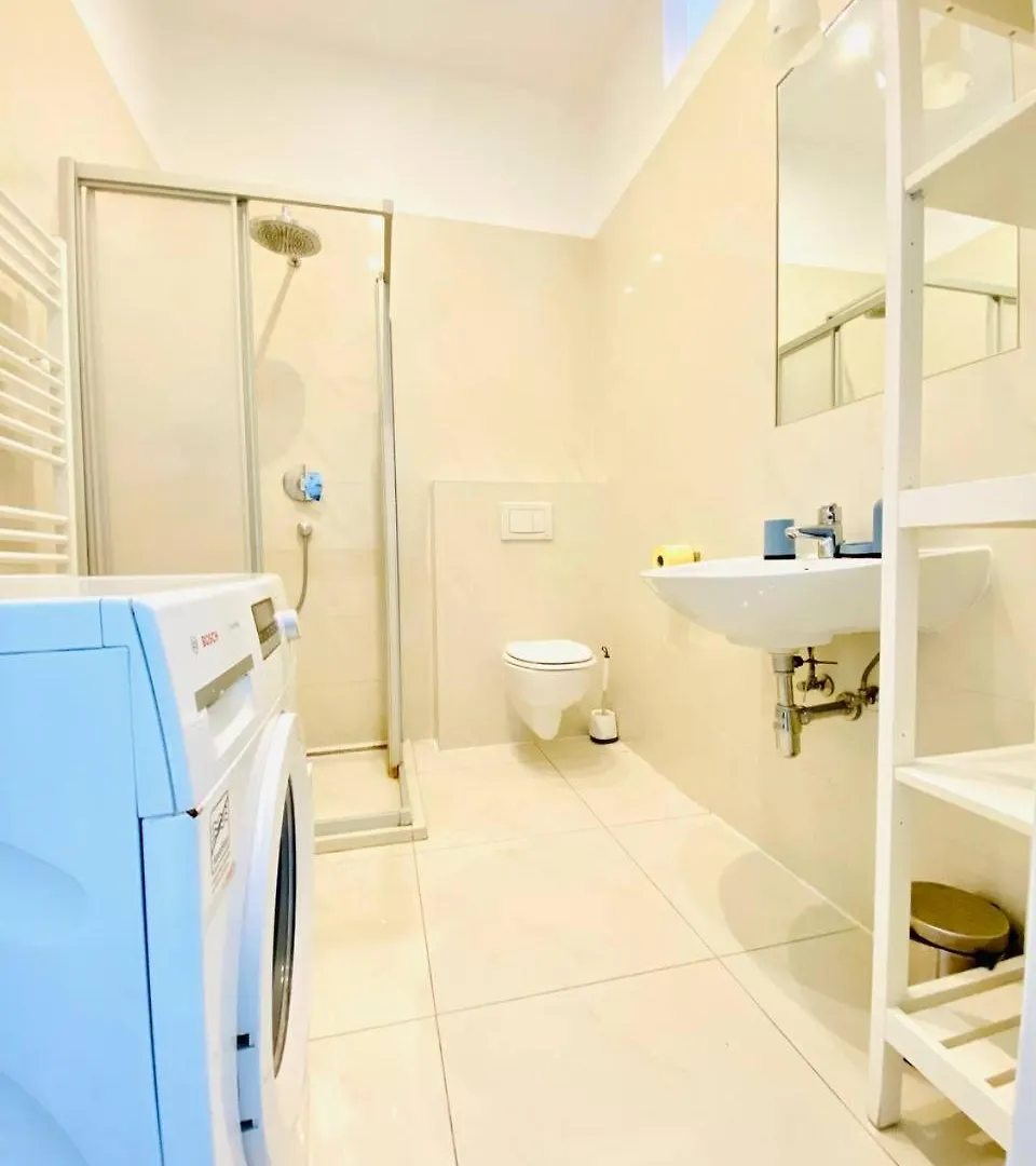 Homestay Cozy Rooms In Brigittenau Area Mm23 Vienna Austria