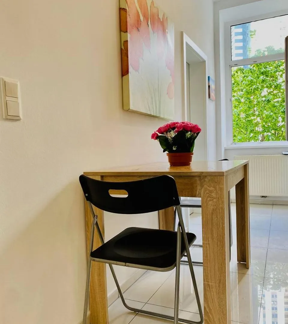 Cozy Rooms In Brigittenau Area Mm23 Vienna Homestay